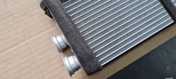 Audi Q5 Waterverwarmer 4M0898037C image 5