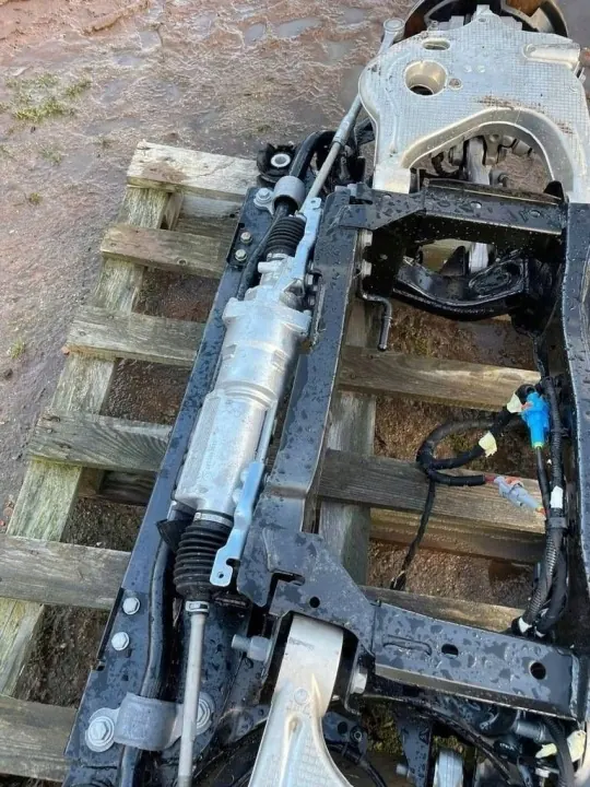 OEM BZC1631 Hinterachsschwinge für Renault Rafale image 4