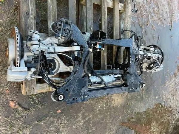 OEM BZC1631 Hinterachsschwinge für Renault Rafale image 6