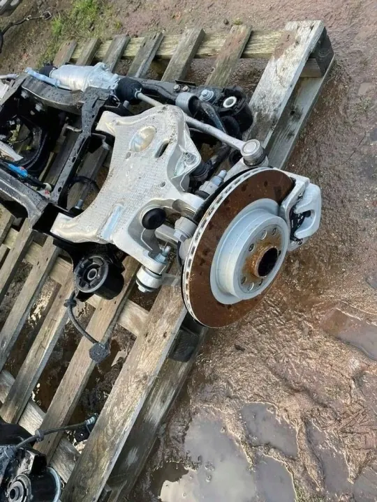 OEM BZC1631 Hinterachsschwinge für Renault Rafale image 7