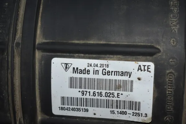 Takapään vasen ilmapussi Porsche Panamera 971 image 2