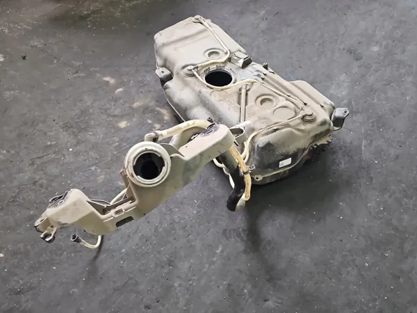 Tanque combustível OEM 5Q020105 para VW Tiguan II 1.5 TSI image 6