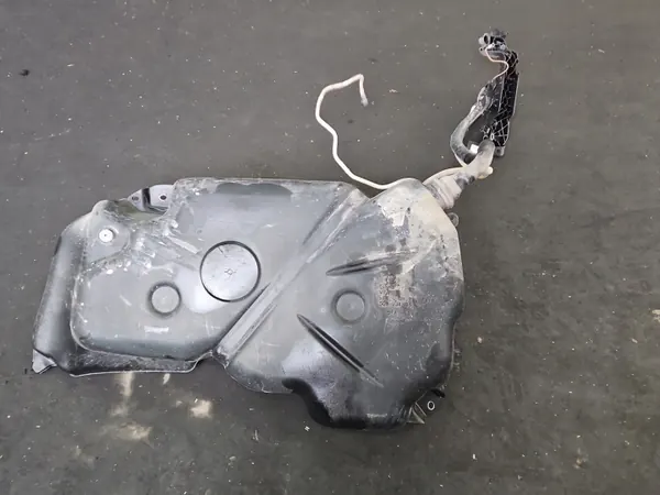 Tanque combustível OEM 5Q020105 para VW Tiguan II 1.5 TSI image 9