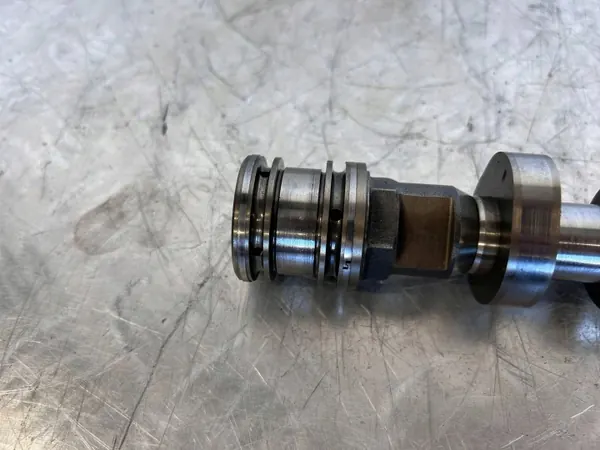 Nokka-akseli BMW X5M E70 OEM 756818106F - Käytetty image 3