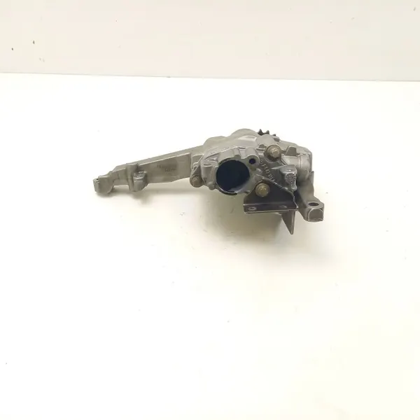 Bomba de óleo Mercedes-Benz OEM A6421810547 - Usado image 3