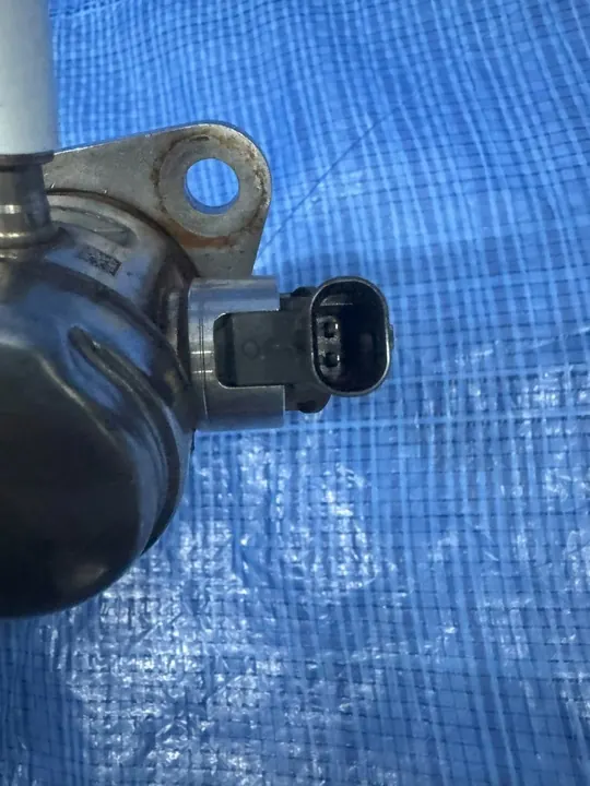 Polttoainepumppu Renault Austral 1.2 E-TECH 166307520R image 6