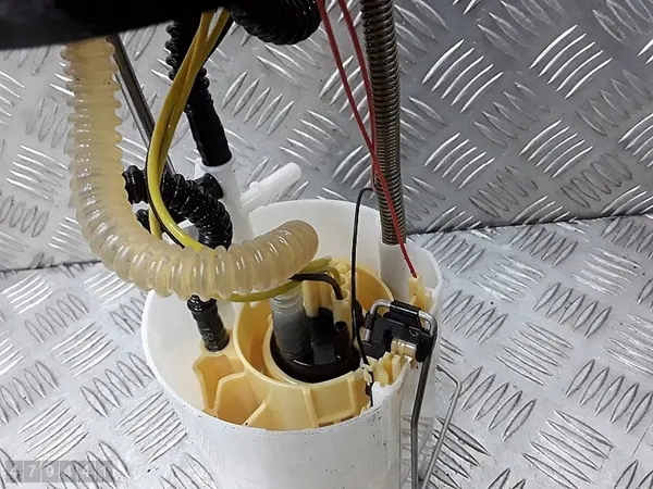 Bomba de combustível Nissan Qashqai 2016 1600 0580204031 image 4