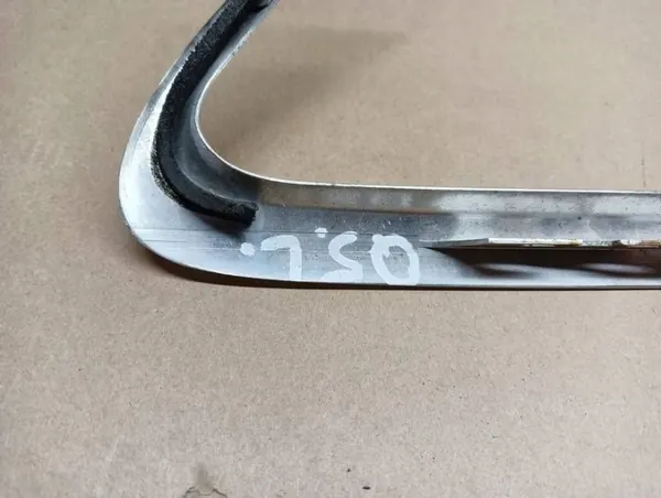 OEM 8R0853345 Garniture Chrome Vitre Arrière Gauche Audi Q5 image 5