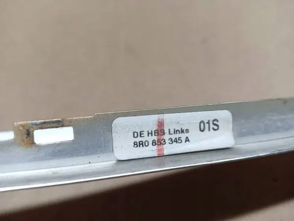 OEM 8R0853345 Garniture Chrome Vitre Arrière Gauche Audi Q5 image 6