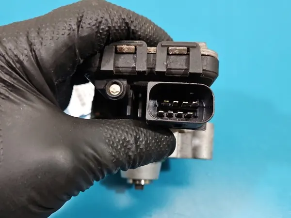 Maserati Quattroporte VI Reduktionsregulator OEM 670033135 image 8