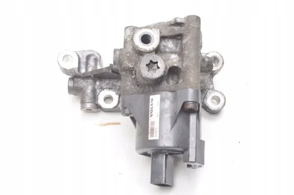 OEM 244705 Termostato & Bomba de Aceite Volvo XC90 image 6