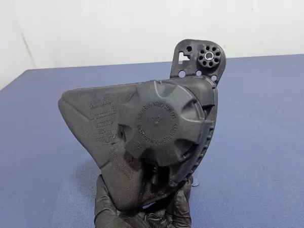 BMW OE 7137601 Niveautank voor 5-serie F10/F11 image 4