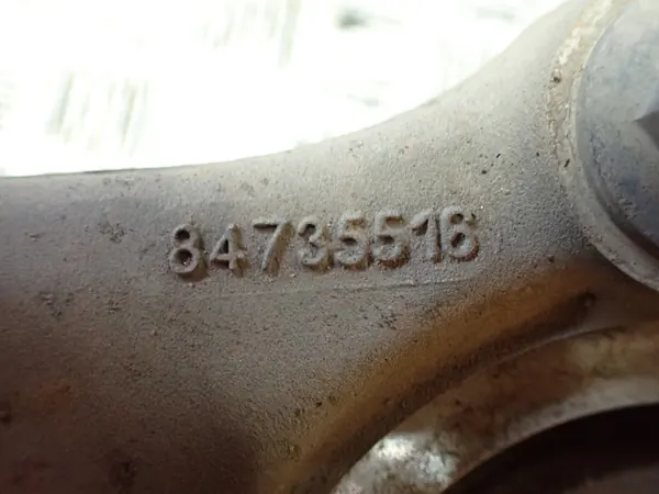 Snodo Posteriore Sinistro con Mozzo Chevrolet Tahoe 21- image 3