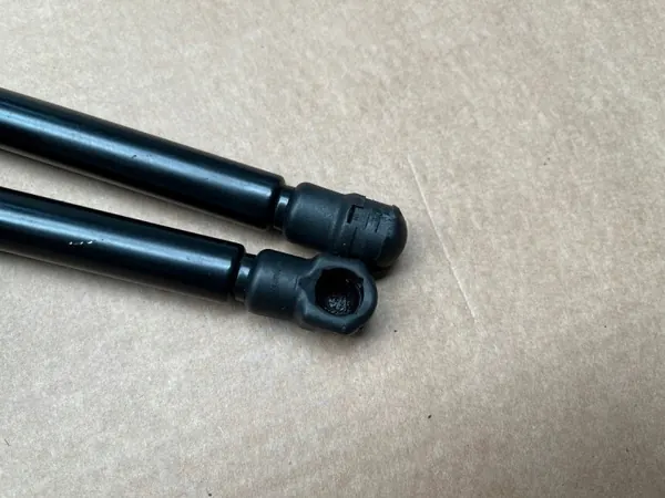 VPL ZDRZ SPRGZ_0013 OEM Kaasujousitus Audi A8 D5:lle image 4