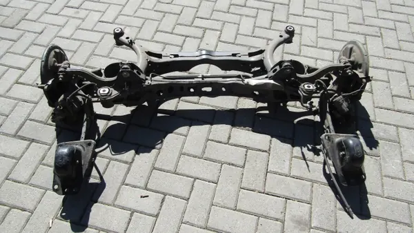VW PASSAT B8 SEDAN achteras compleet OEM image 2