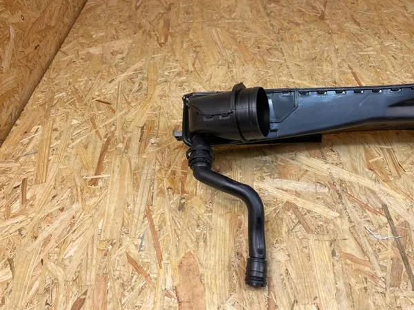 Coude d'admission air OEM 2Q0129509 pour VW Group image 6
