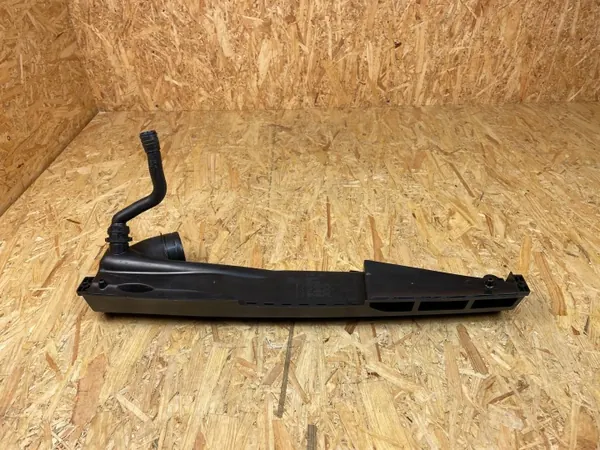 Coude d'admission air OEM 2Q0129509 pour VW Group image 9