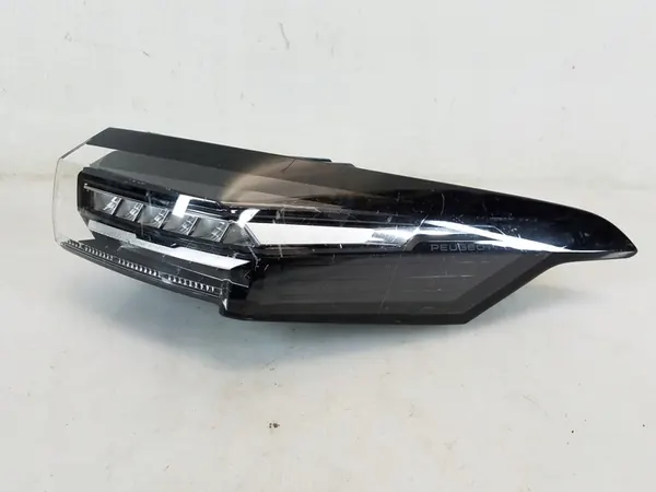 Lámpara Trasera Peugeot 308 III T10 image 9