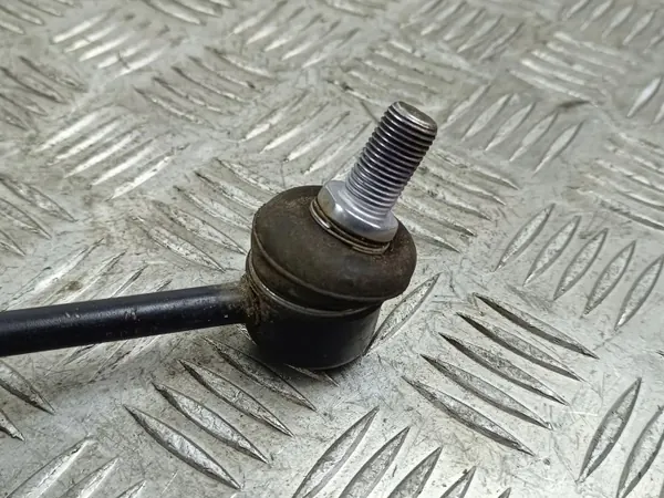 OEM FOB37126 Etutasauslinkki Hyundai Konalle image 4