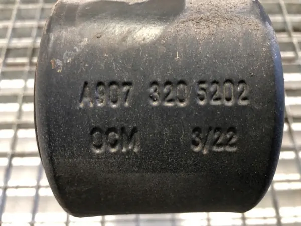 Vasen takajousi OEM A9073205202 Mercedes Sprinter image 3