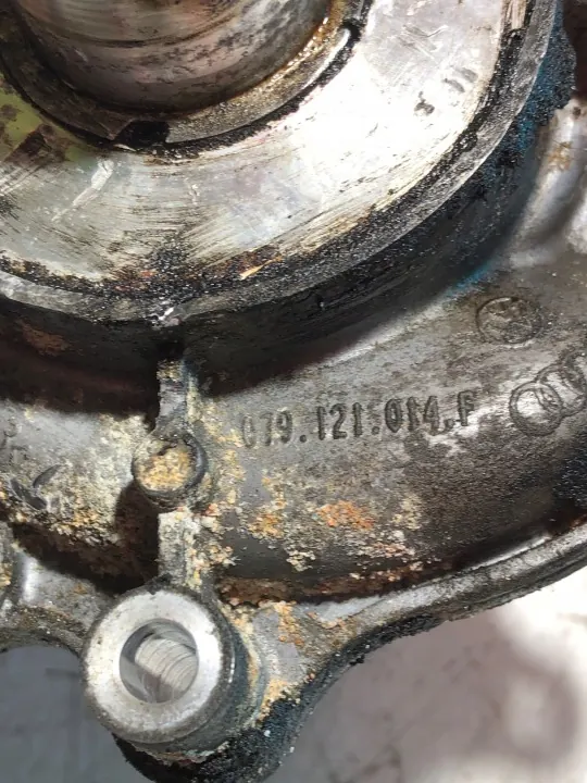 Waterpomp thermostaat OEM 079121014F voor Audi S5 A5 image 3