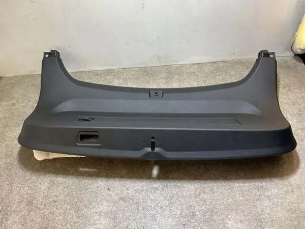Pieza Trasera BMW OE 7487589 para i4 2023 image 3