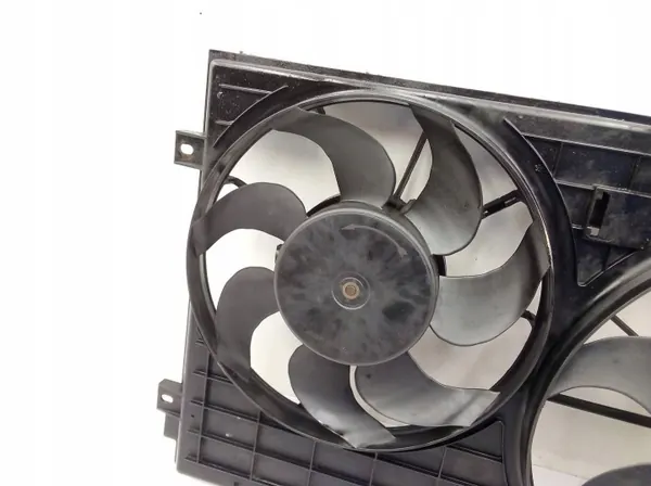 SEAT OE 1K0121207T Kylarfläktmotor - Begagnad image 4