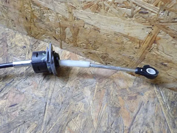 Enlace de Cambios Hyundai OEM BTU1706 - Usado image 3