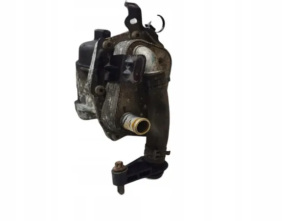 Oljefilterfäste PEUGEOT 4007 2.2L diesel 2008 9682632980 image 3