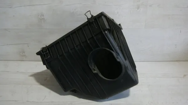 OEM Liberty Luftfilterbasis für Jeep Liberty KK image 2