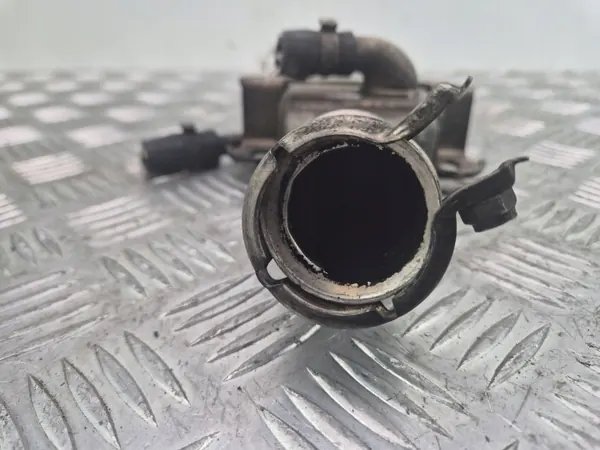 Käytetty EGR-jäähdytin OEM 7807927 BMW X5 E70:lle image 4