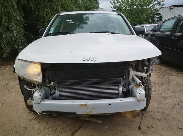 Motor de arranque Jeep Compass 2012 2.2L 04801830AC image 6