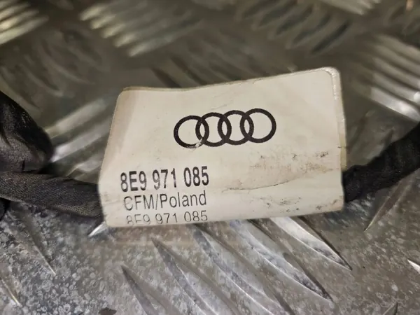 Audi OE Pysäköintisensorin johdotus A4/S4 B7:lle image 7