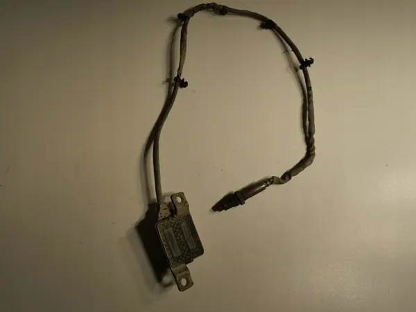 Sensor Lambda NOx OEM 059907807AE para VW Amarok 3.0 TDI image 2