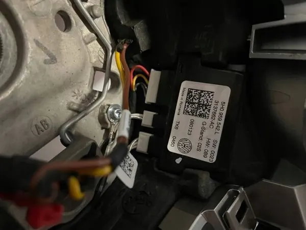 Multifunctioneel Stuur OEM 5H0419089GA - Gebruikt image 9