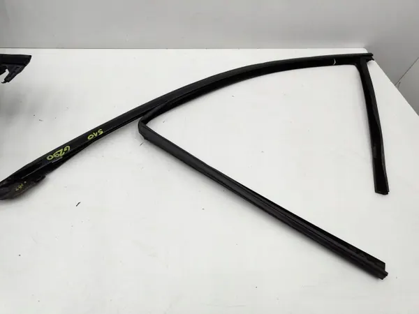 BMW 7336015 Türdichtung Links Vorne für 7er G11 G12 image 2
