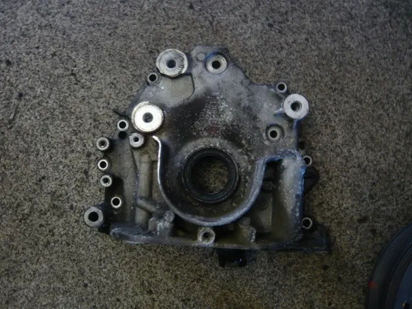 OEM 059103153K Öljypumpun akselinkotelo 2.5 TDI V6 image 2