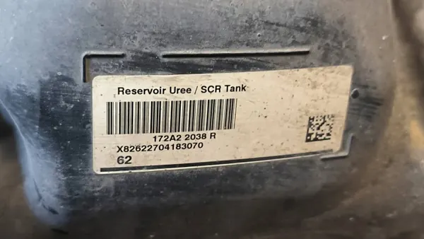 Depósito AdBlue OEM 172A22038R para Opel Movano II B image 7