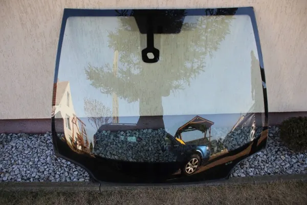 Gebrauchte Frontscheibe OEM 4545 für Peugeot 407 image 2
