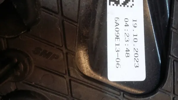 OEM 5A09E13 Escudo de ar do para-lama dianteiro esquerdo BMW 4 i4 G26 image 3