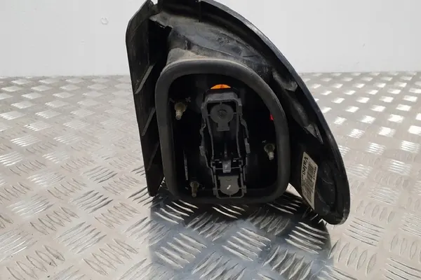 Lámpara trasera izquierda RENAULT LAGUNA I 7700420122 image 2