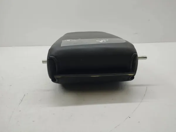 Honda Accord 2009 Achterste armsteun OEM AMD110267 image 3