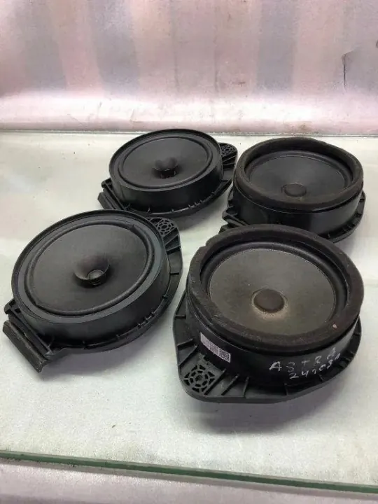 Système audio OEM 39137996 pour Opel Astra K Sports Tourer image 2