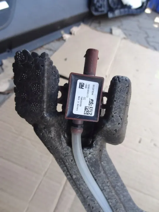 Absorvedor de para-choque sensor de impacto pedestre Opel Insignia B image 5