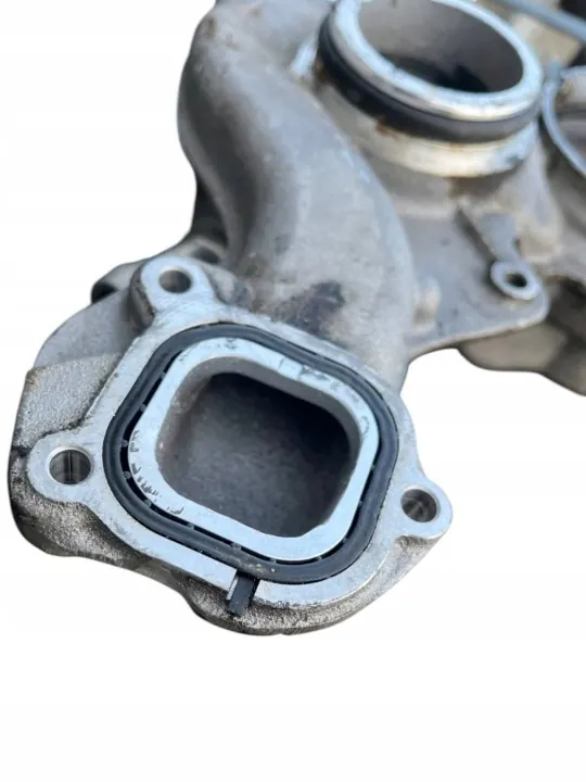 Audi Q7 Termostaatin Kotelo OEM 0P2121406B image 6