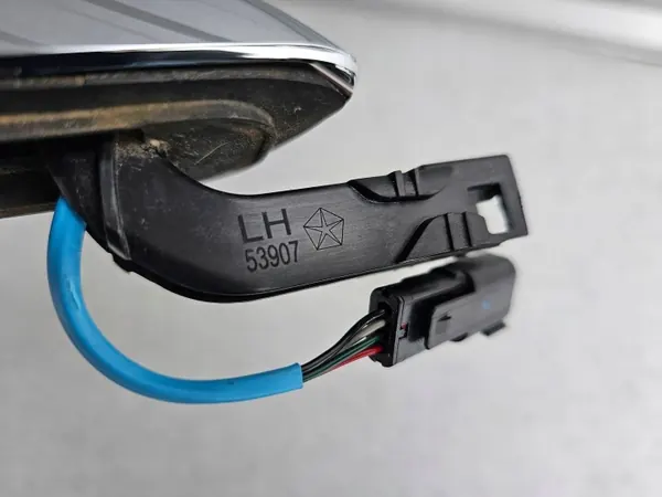 Jeep Wrangler framblinkers vänster OEM 53907 image 4