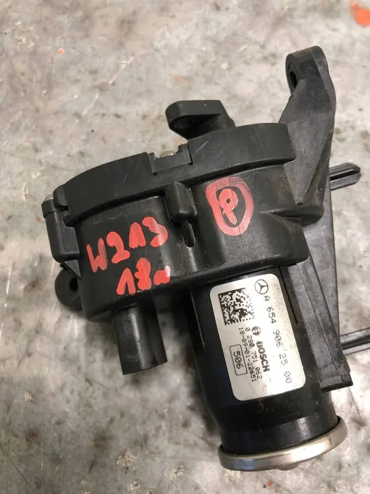 Inlaatschuif actuator Mercedes W213 A6549062500 image 6