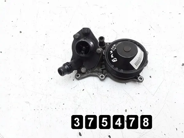 Bomba de água aquecimento BMW OEM AM-375478 - Usada image 2