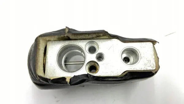 Honda OE expansionsventil för CR-V 3 2.2 i-CTDi 2006-2012 image 2