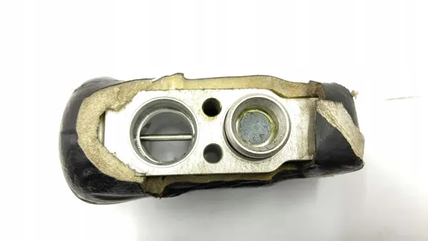 Honda OE expansionsventil för CR-V 3 2.2 i-CTDi 2006-2012 image 3
